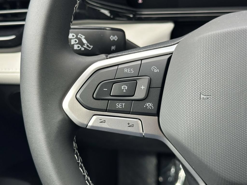New 2025 Volkswagen Taos S FWD image 15