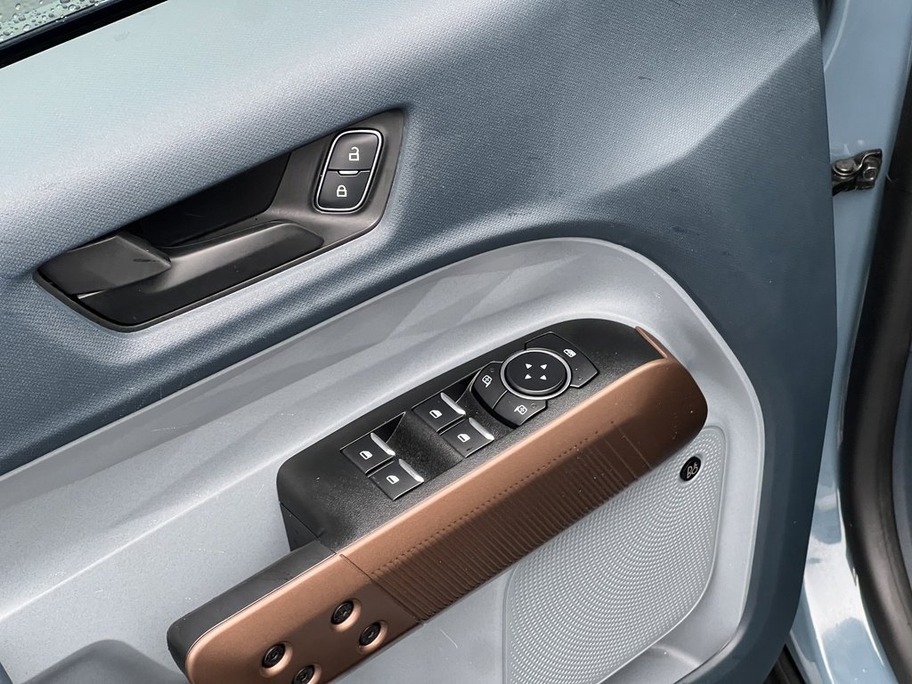 Certified 2023 Ford Maverick Lariat w/ Lariat Luxury Package image 17