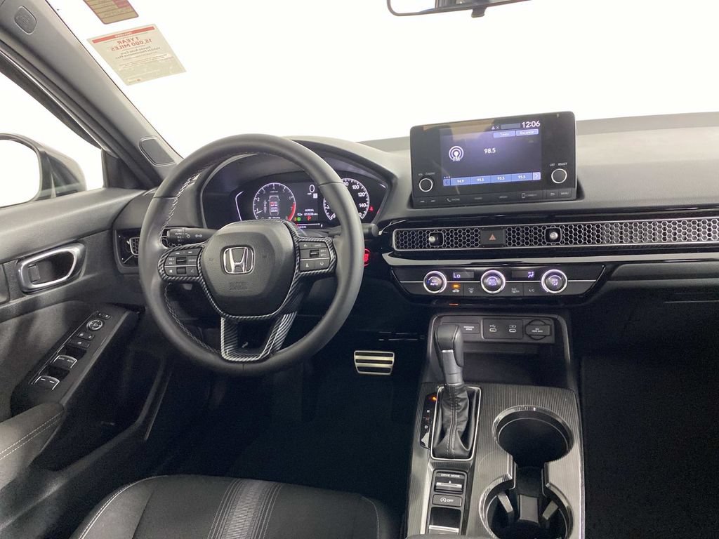 Used 2025 Honda Civic Sport image 12