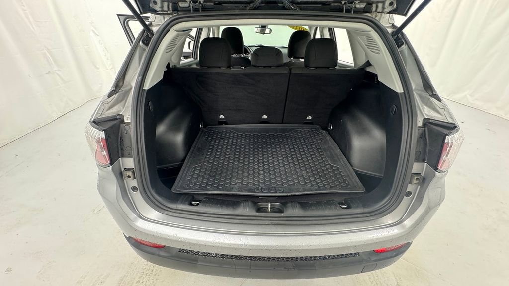 Used 2020 Jeep Compass Sport w/ Cold Weather Group image 15