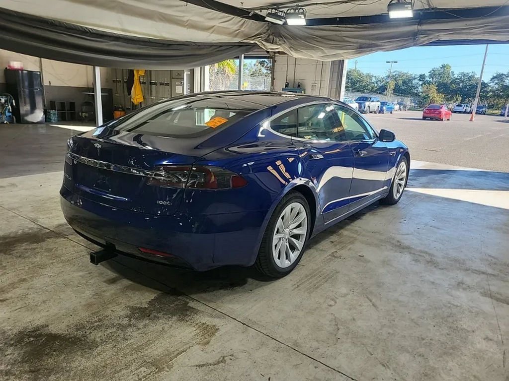 Used 2019 Tesla Model S 100D image 4