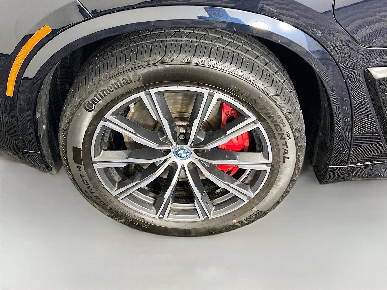 Used 2024 BMW X5 xDrive50e w/ M Sport Package image 31