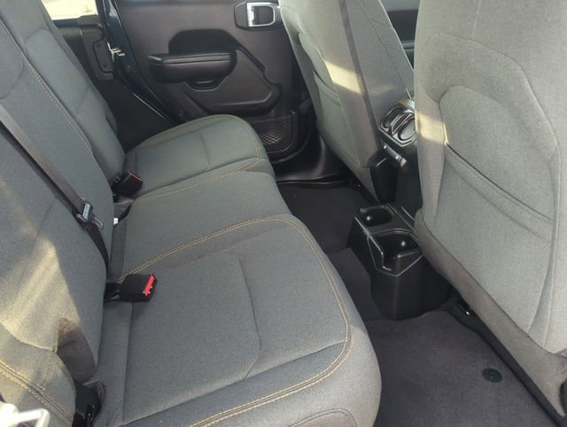 Used 2025 Jeep Wrangler Sport image 24