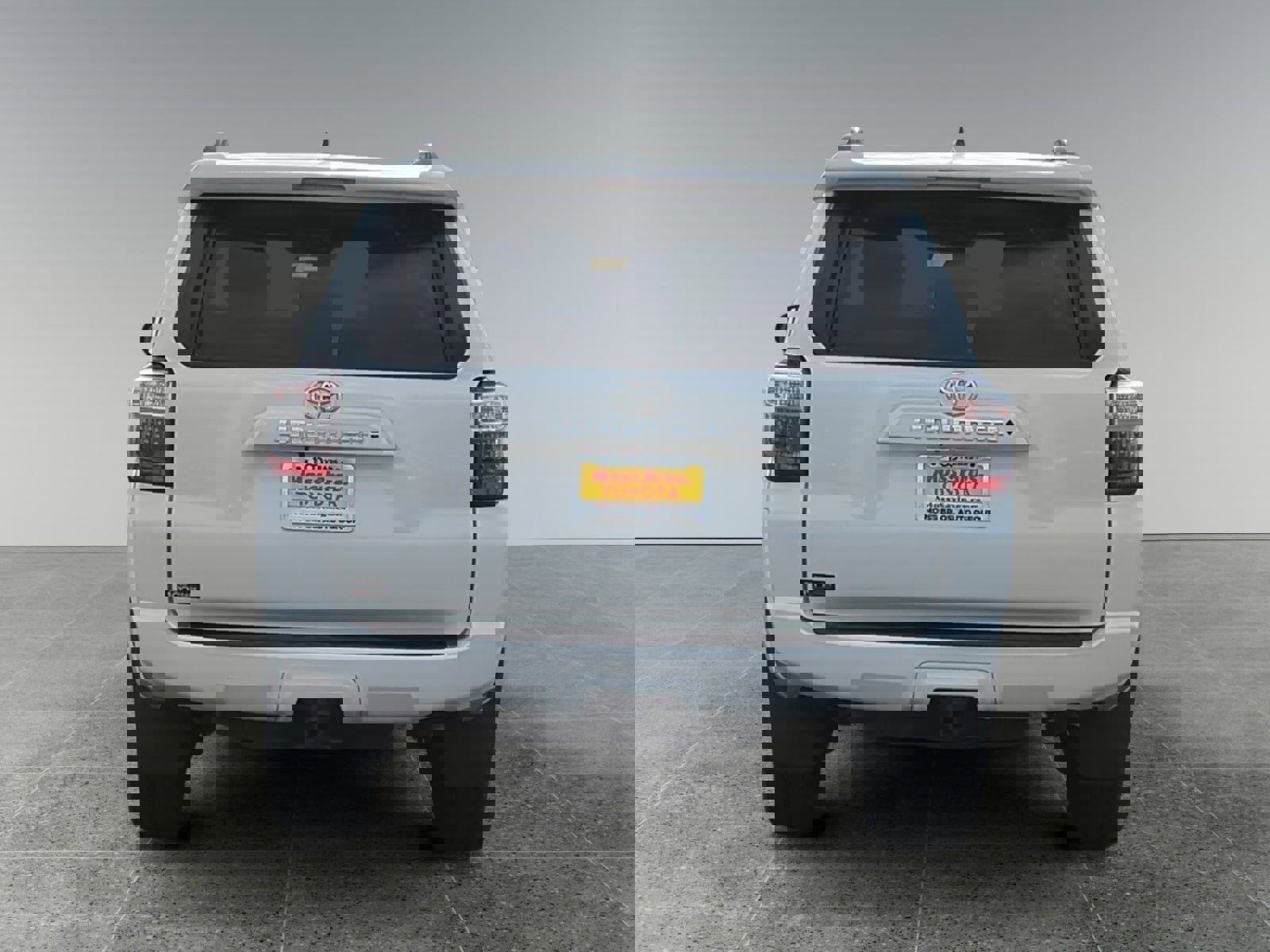 Used 2022 Toyota 4Runner SR5 image 4