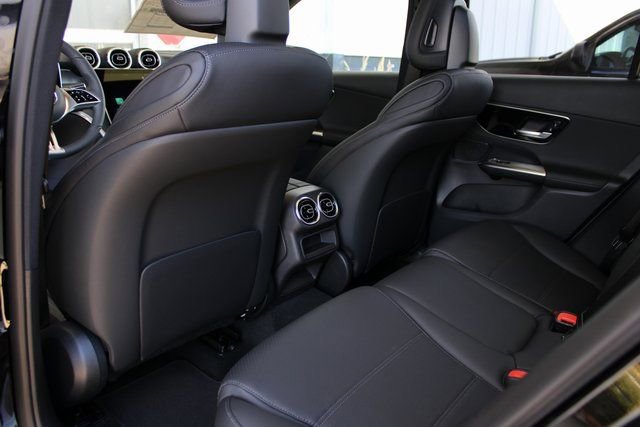 New 2026 Mercedes-Benz GLC 300 4MATIC image 33