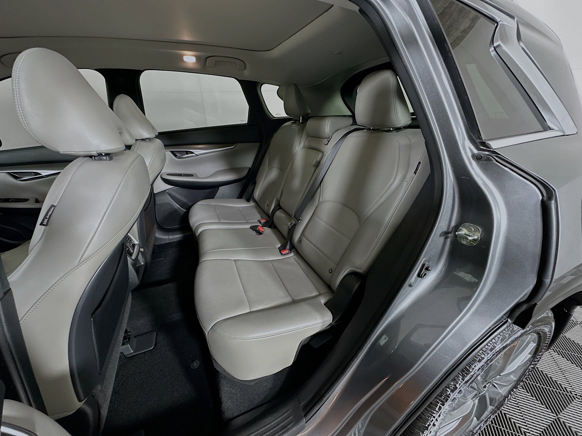 Used 2023 INFINITI QX50 Luxe image 26