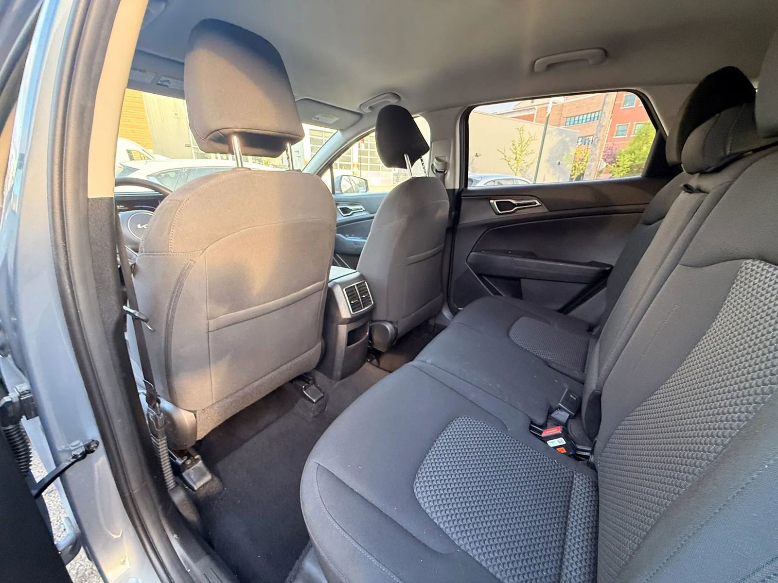 Used 2025 Kia Sportage LX FWD image 26