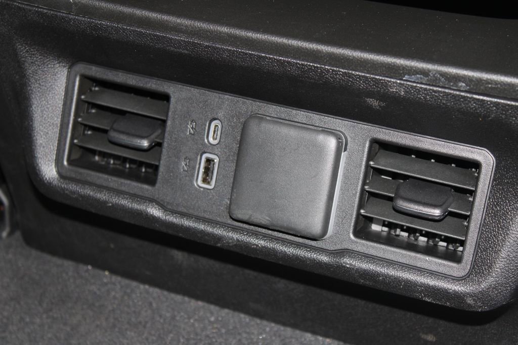 Used 2024 GMC Sierra 1500 SLT image 35