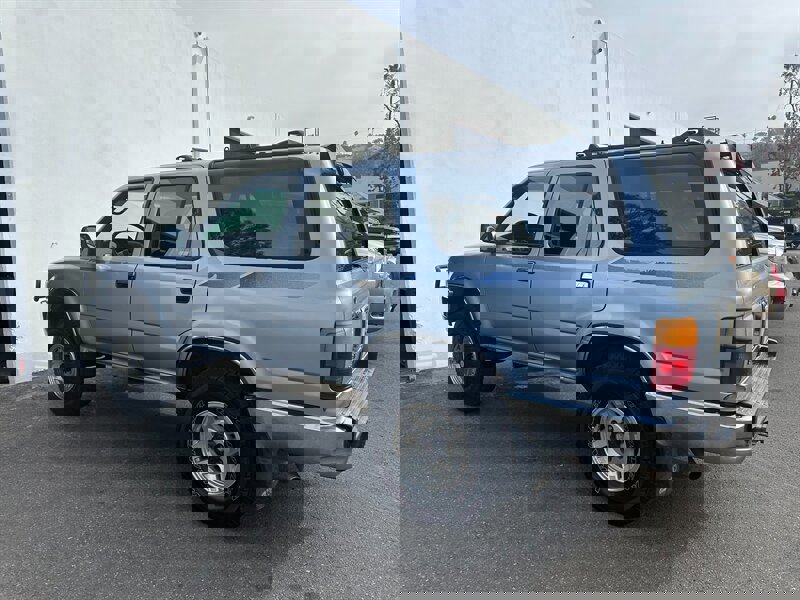 Used 1994 Toyota 4Runner SR5 image 3