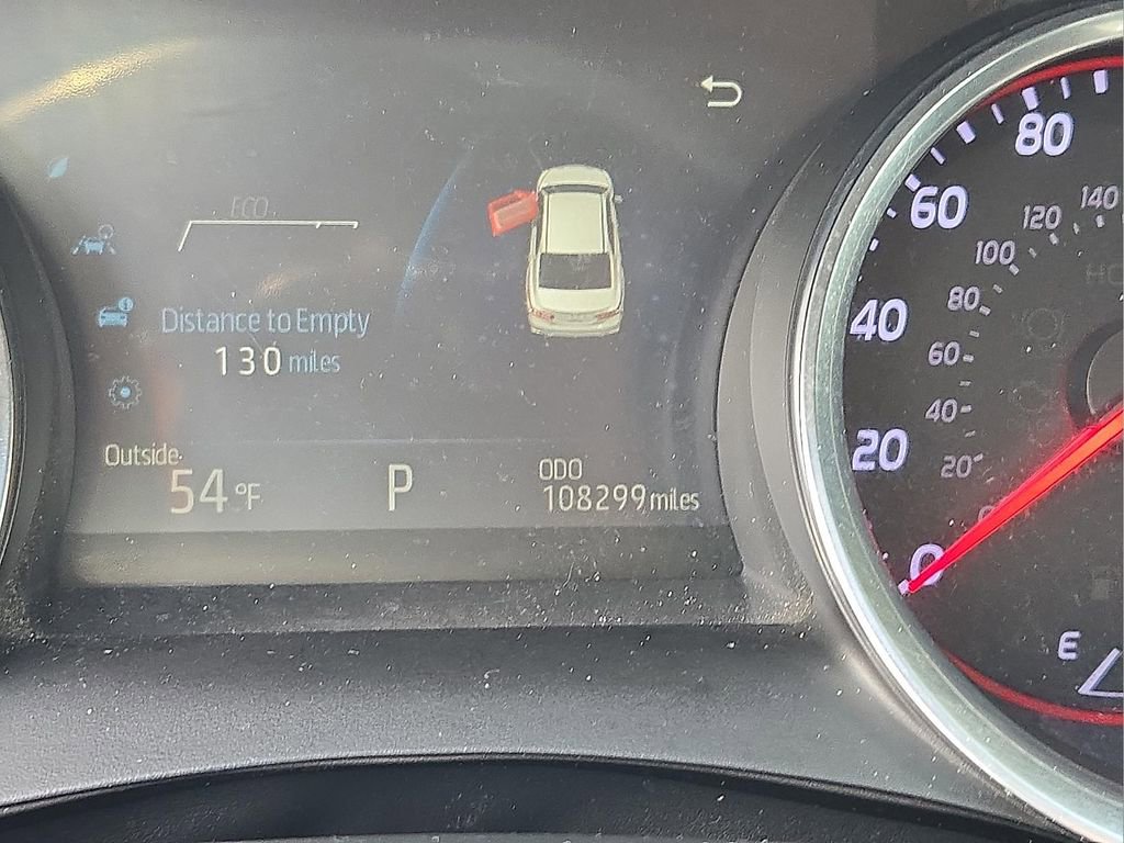 Used 2018 Toyota Camry XSE FWD image 19