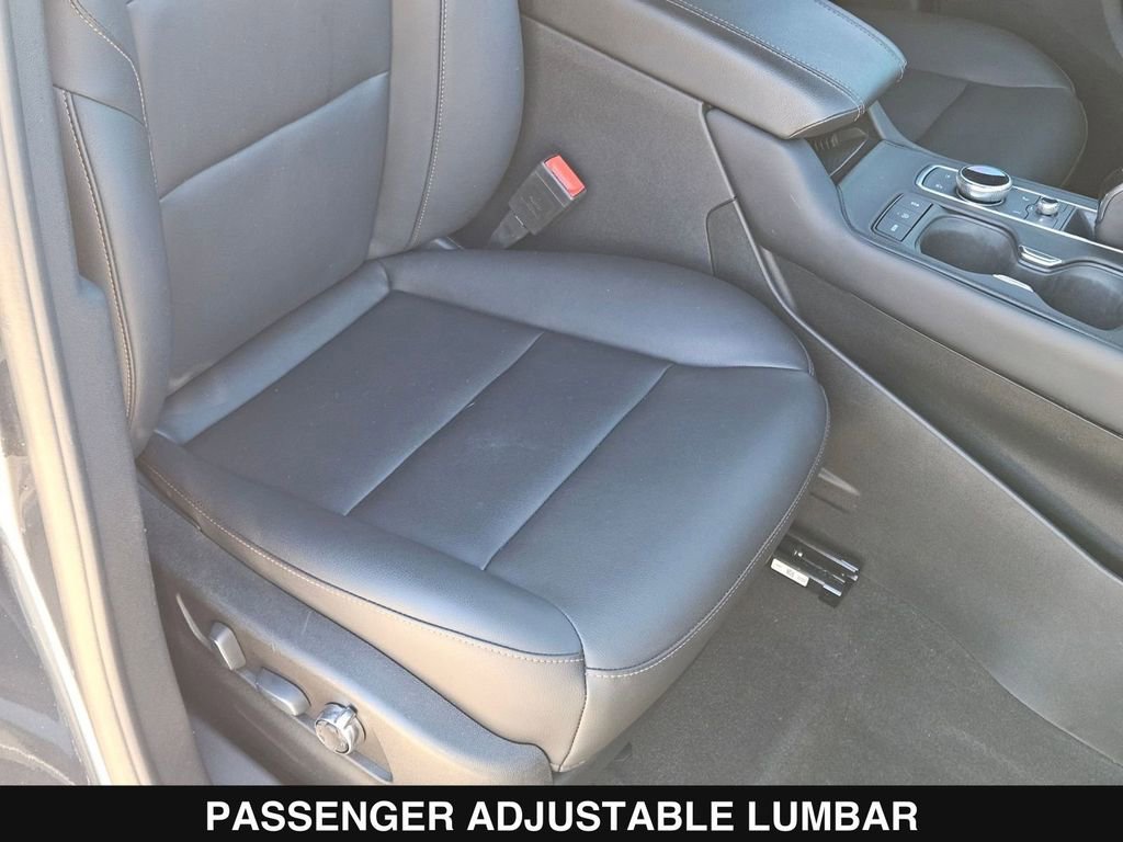 Used 2021 Cadillac XT4 Sport image 32