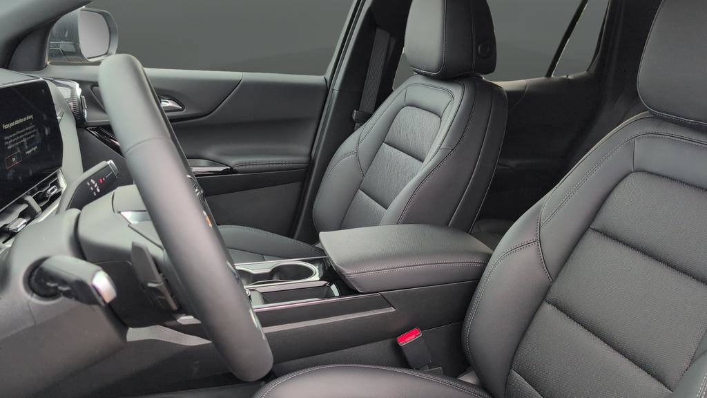 New 2026 Chevrolet Equinox LT w/ Convenience Package II AWD/4WD image 11