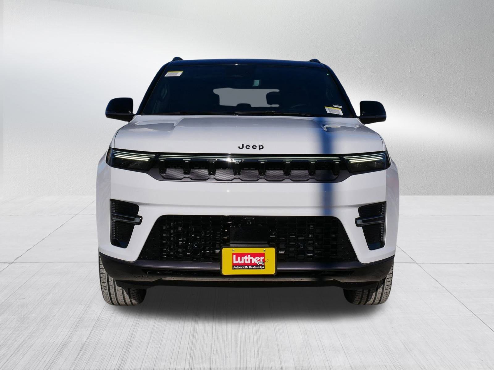 New 2026 Jeep Grand Wagoneer L Summit image 2