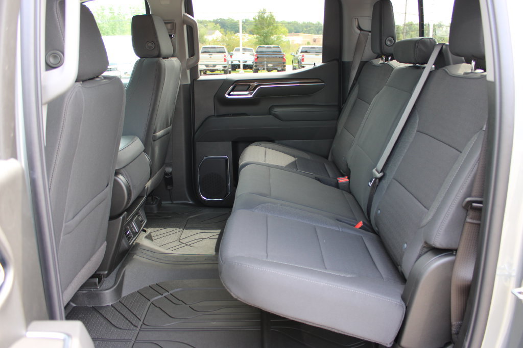 New 2026 Chevrolet Silverado 1500 LT w/ Safety Package AWD/4WD image 41