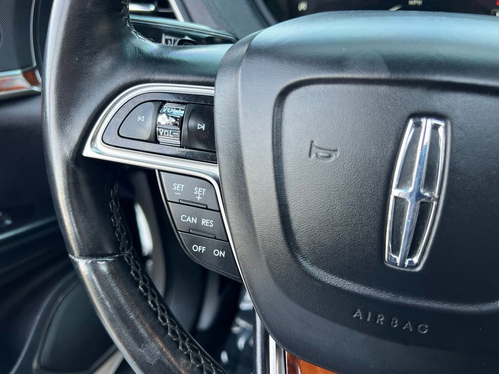 Used 2019 Lincoln Nautilus Reserve image 38