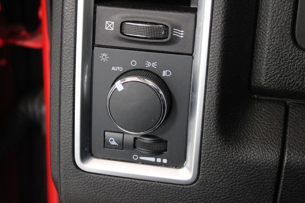 Used 2024 RAM 1500 Classic SLT image 37