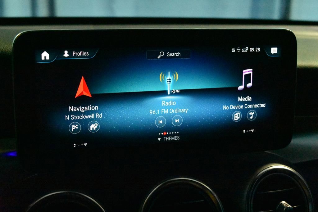 Used 2022 Mercedes-Benz GLC 300 4MATIC image 12