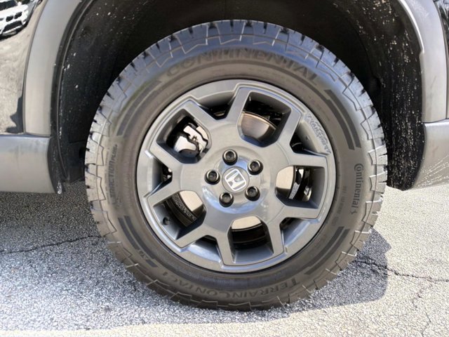 Used 2025 Honda Pilot TrailSport image 9