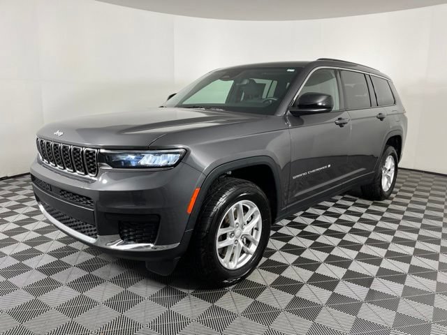 Used 2024 Jeep Grand Cherokee L Laredo RWD image 6