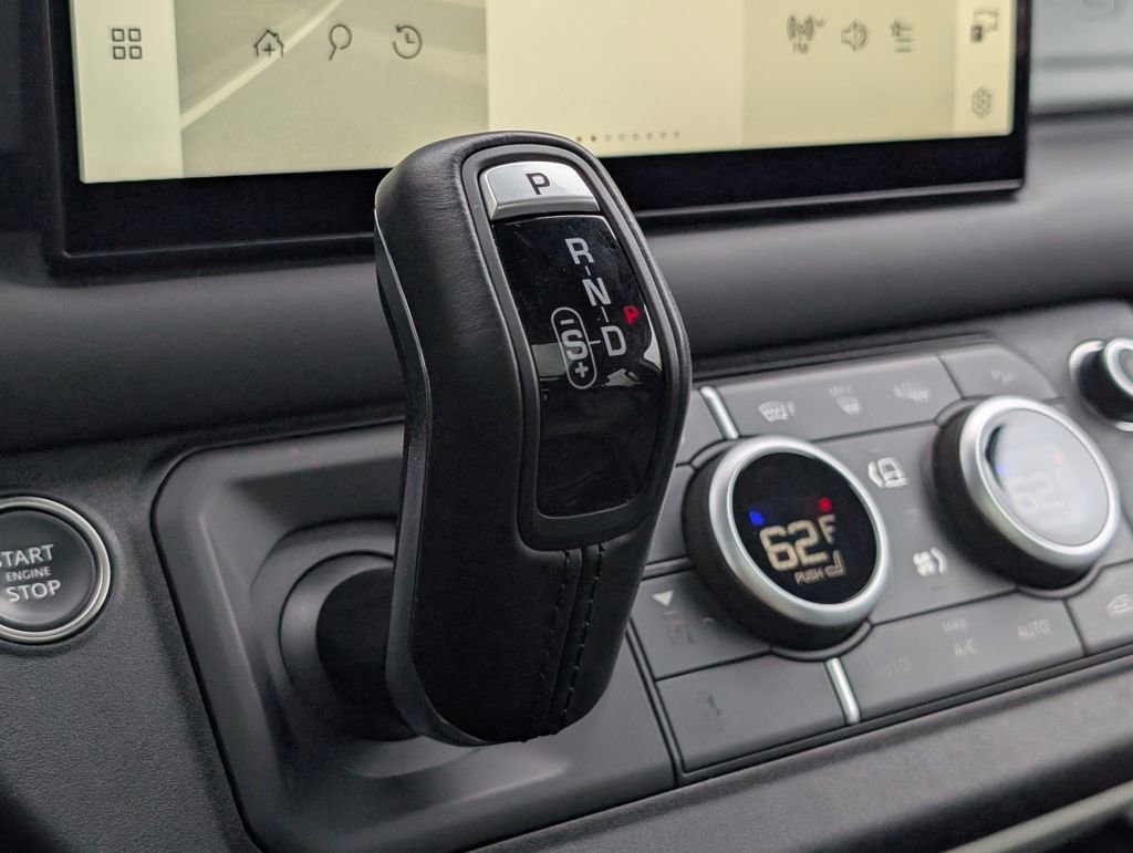 Used 2024 Land Rover Defender 130 S image 18