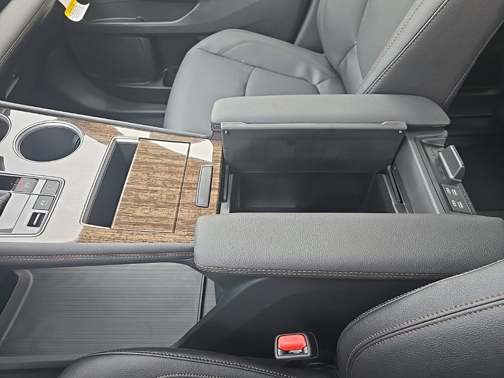 New 2026 Toyota Sienna Limited AWD/4WD image 24
