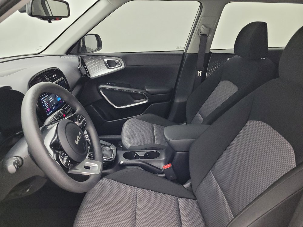 Used 2024 Kia Soul S image 17