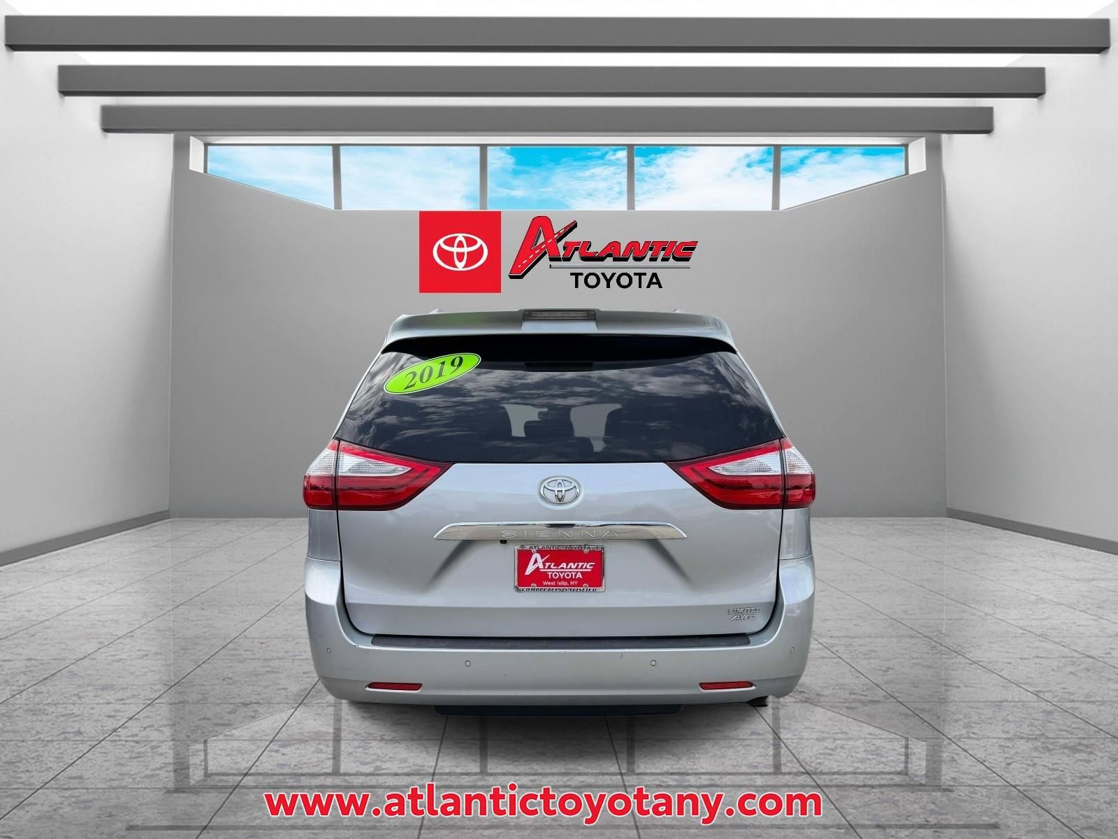 Used 2019 Toyota Sienna Limited Premium AWD/4WD image 7