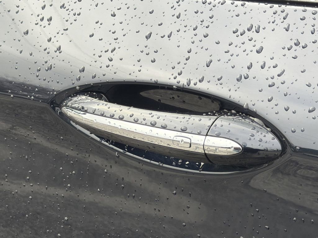 Used 2020 Buick Envision Essence w/ Experience Buick Package image 37