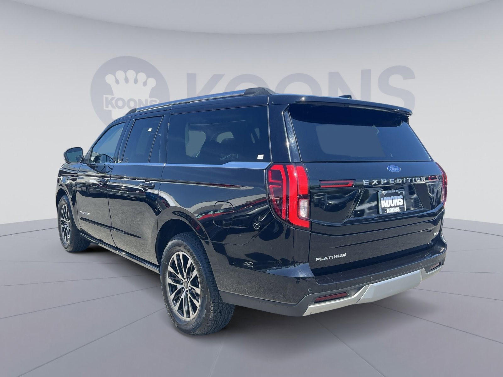 Used 2025 Ford Expedition Max Platinum AWD/4WD image 8