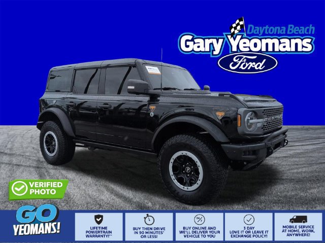 Certified 2025 Ford Bronco Badlands AWD/4WD image 1