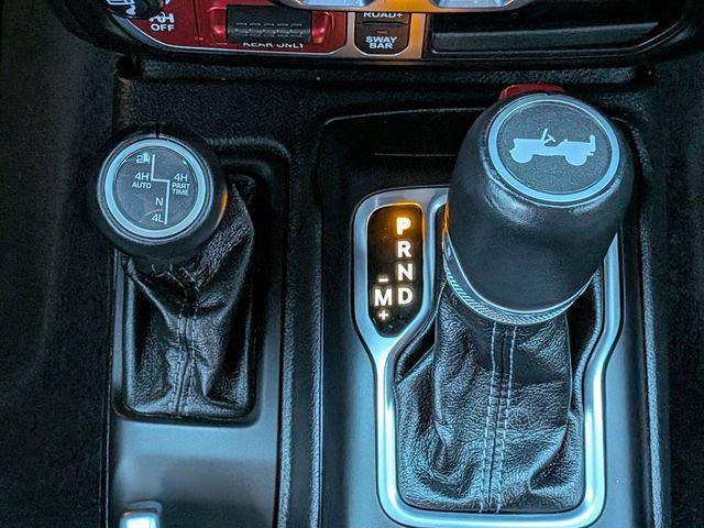 Certified 2024 Jeep Wrangler Unlimited Rubicon AWD/4WD image 18