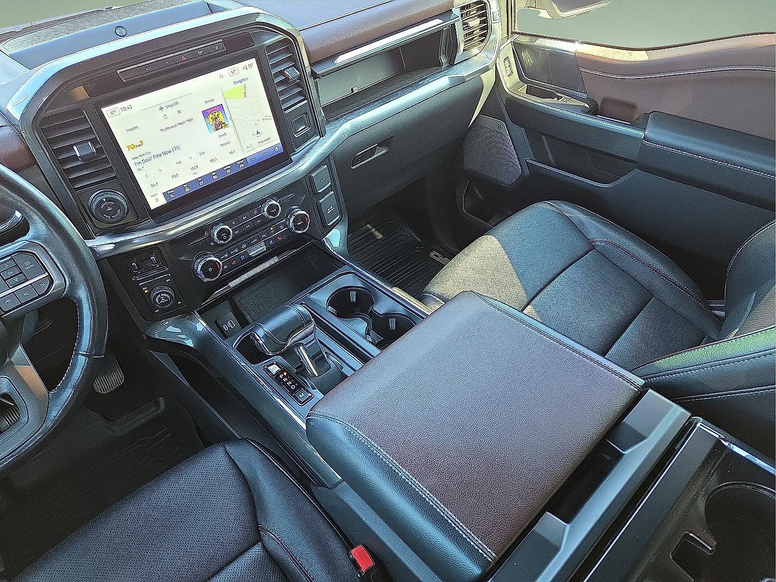 Used 2022 Ford F150 Lariat w/ Equipment Group 502A High image 12