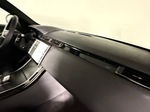 Used 2024 Land Rover Range Rover Velar Dynamic SE AWD/4WD image 38