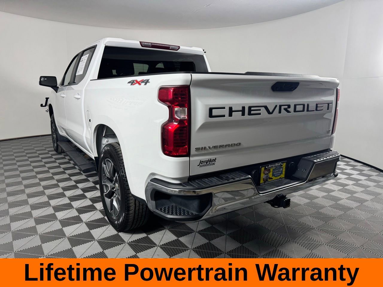 Used 2023 Chevrolet Silverado 1500 LT image 9