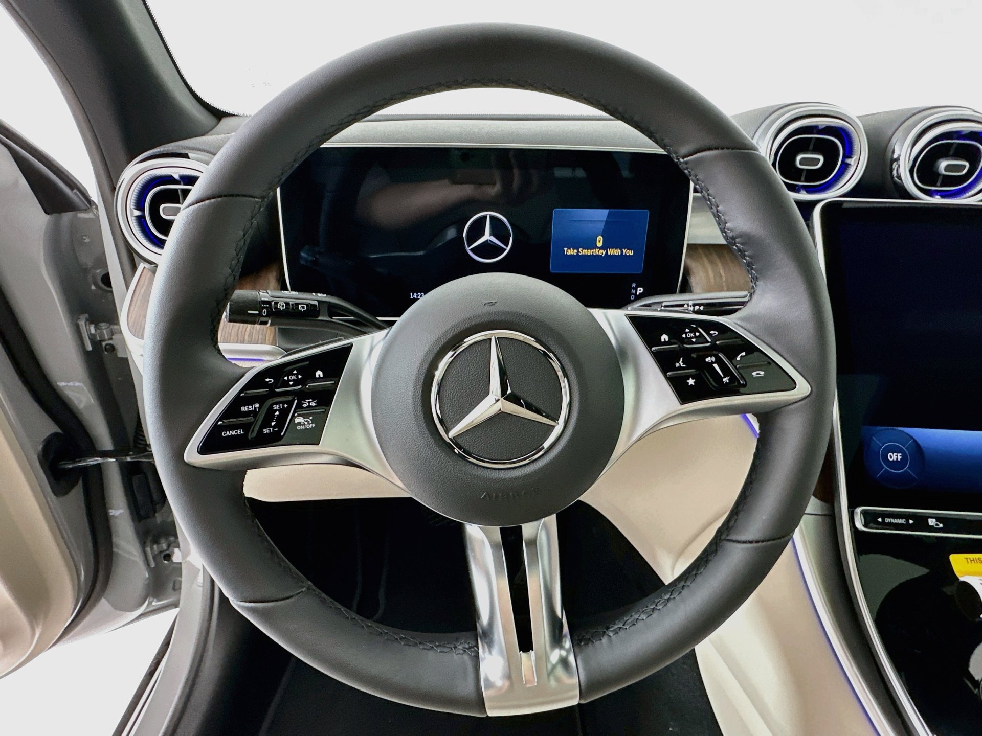 New 2027 Mercedes-Benz GLC 300 4MATIC image 12