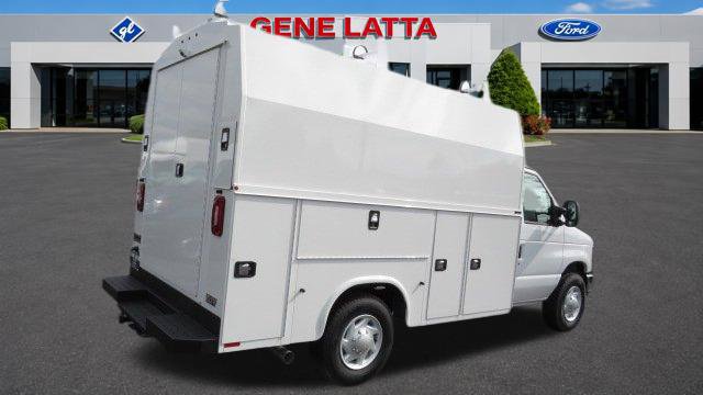 New 2026 Ford E-350 and Econoline 350 Super Duty w/ Power Equipment Group RWD image 7