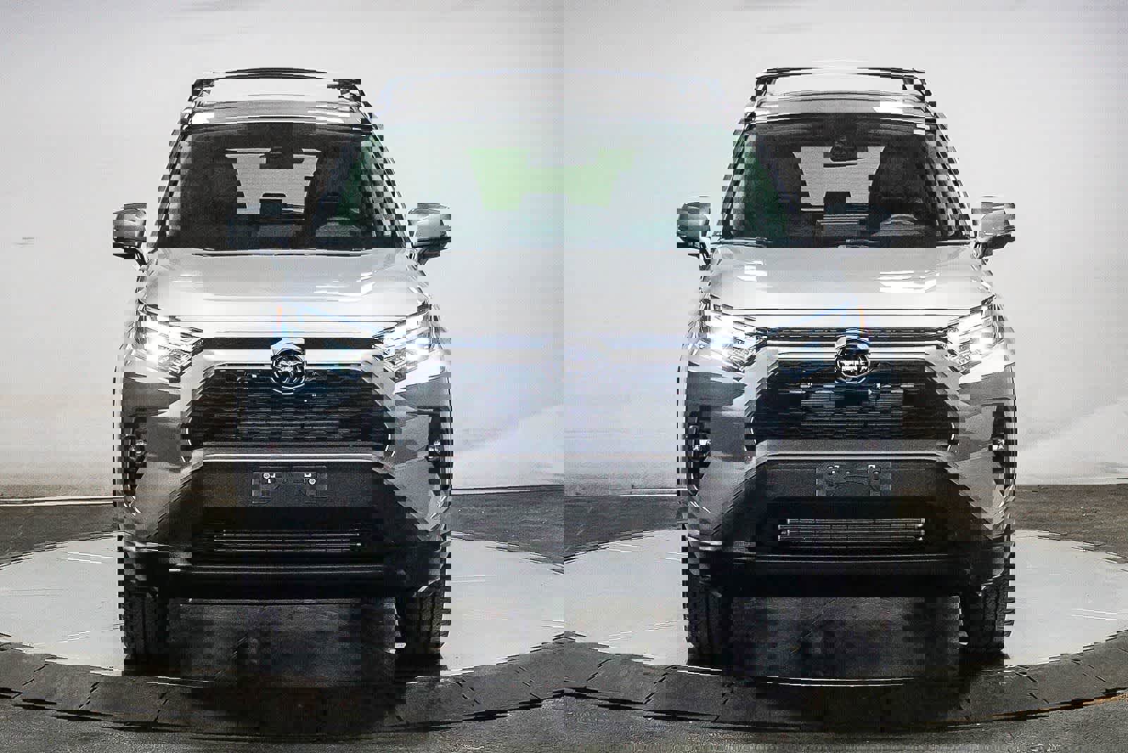 Certified 2025 Toyota RAV4 XLE Premium image 2