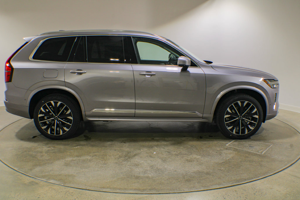 New 2026 Volvo XC90 B6 Ultra w/ Protection Package AWD/4WD image 6