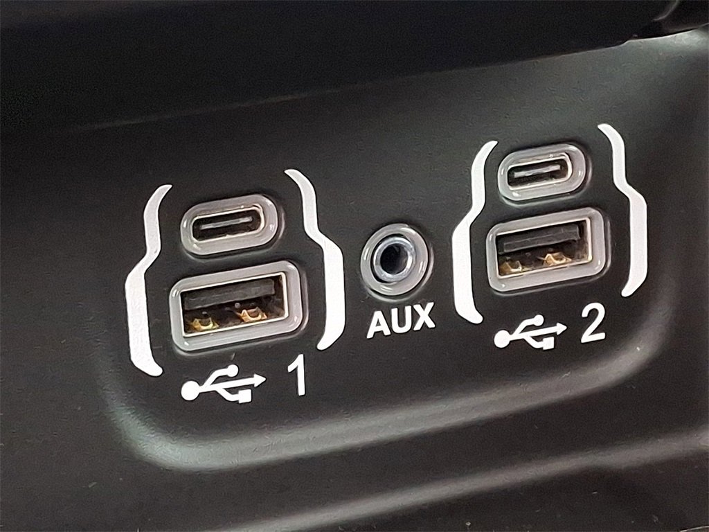 Used 2023 RAM 1500 Big Horn image 25