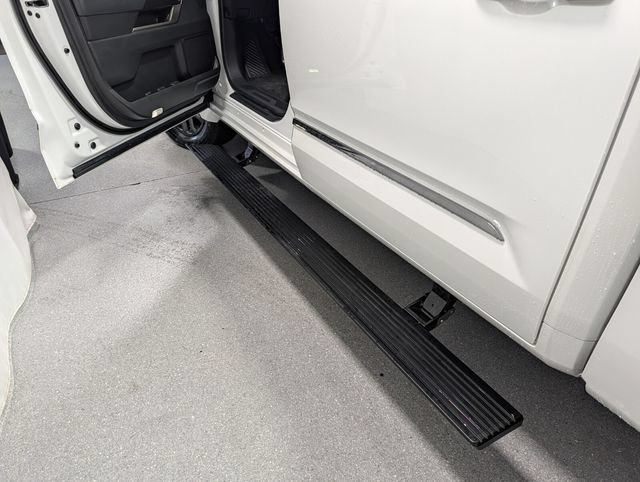 Used 2026 Toyota Tundra Platinum AWD/4WD image 9