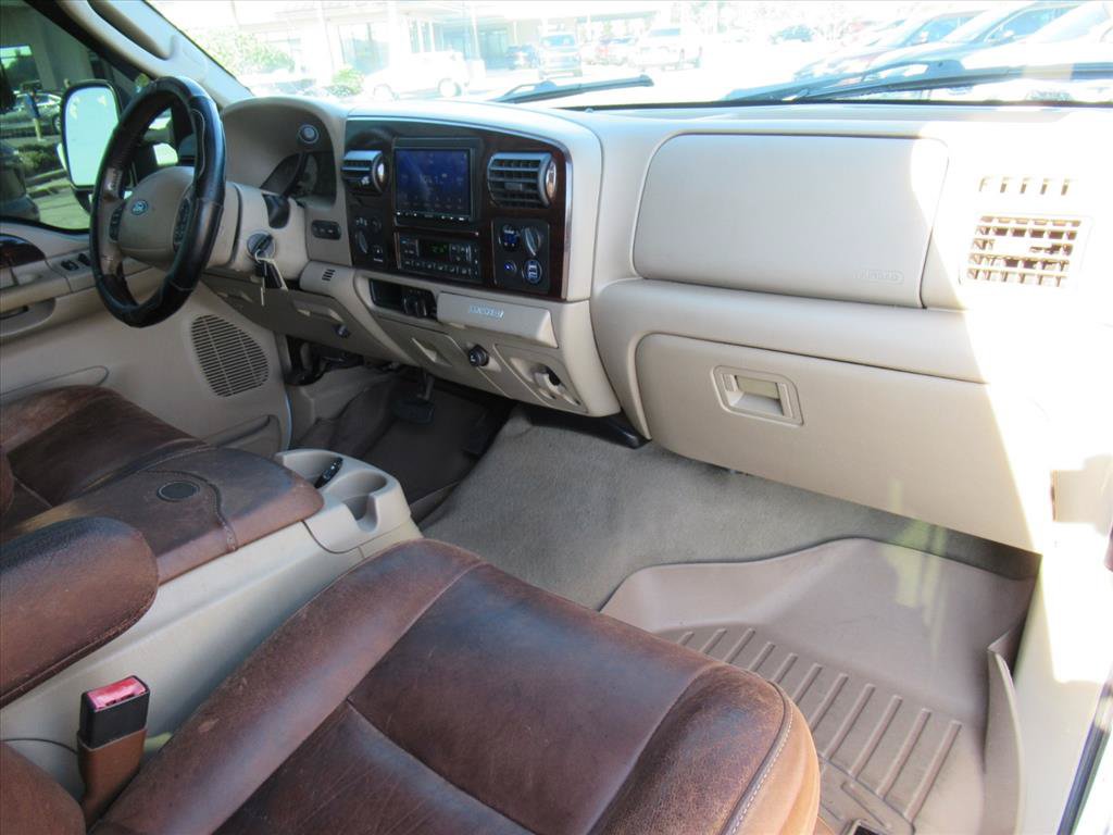 Used 2006 Ford F350 Lariat AWD/4WD image 11
