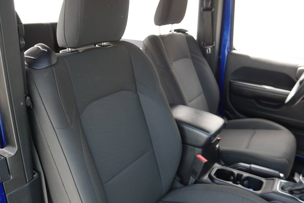Used 2020 Jeep Wrangler Sport image 23