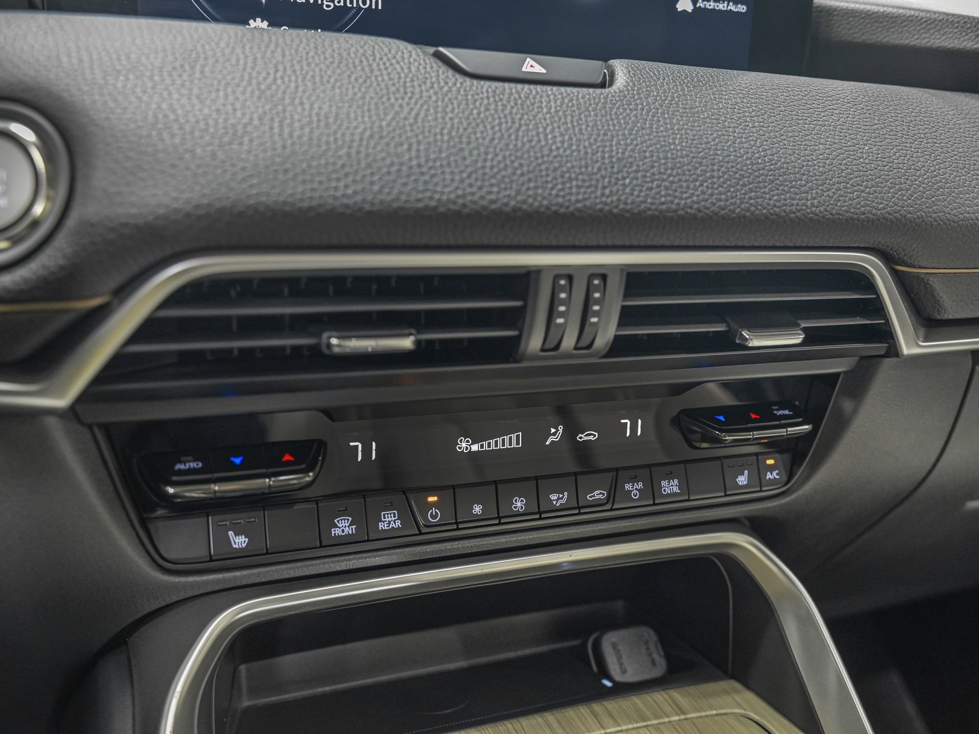 Used 2025 MAZDA CX-90 3.3 Turbo w/ Preferred Package image 23