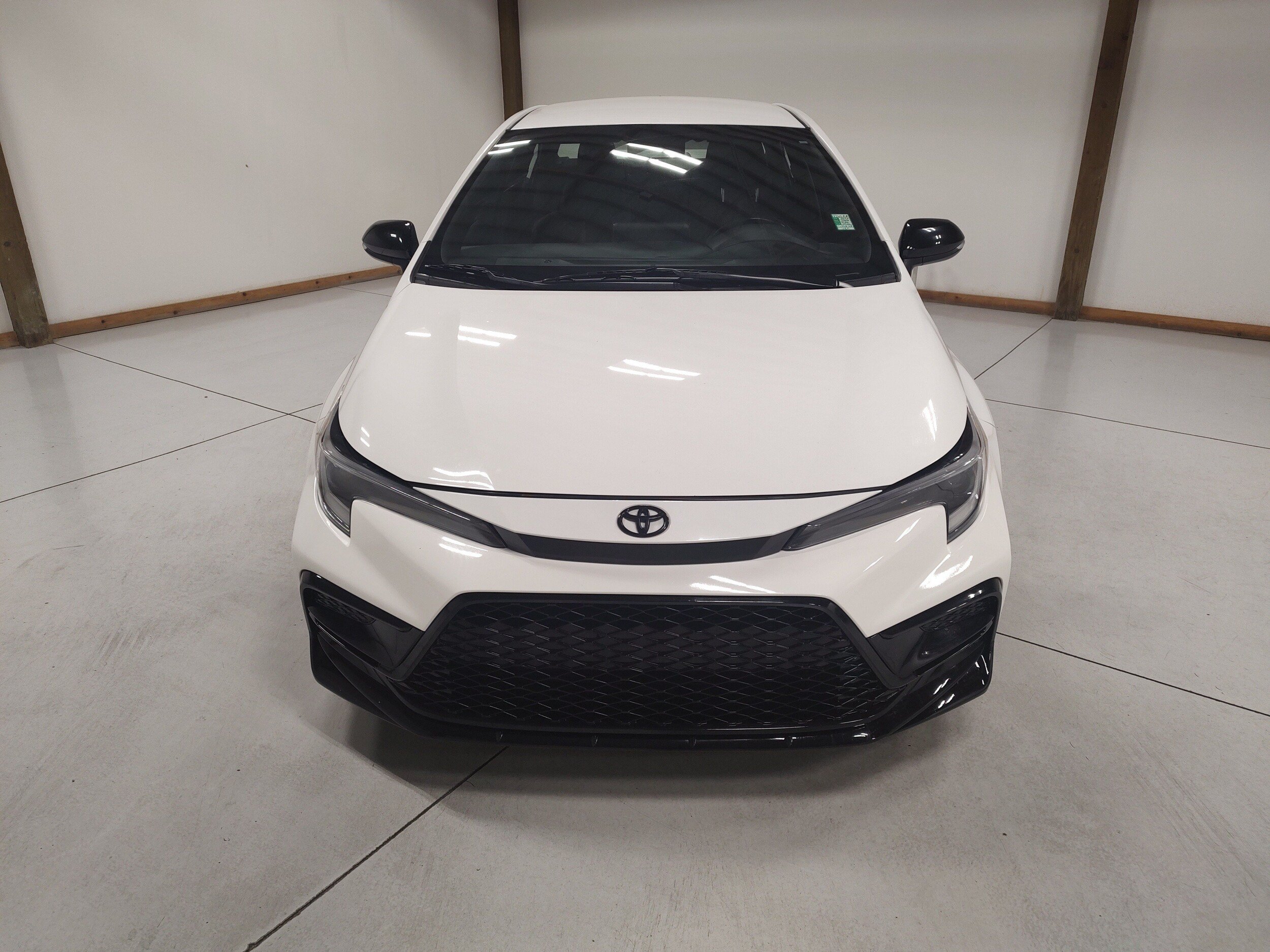 Used 2024 Toyota Corolla Sedan w/ SE Convenience Package FWD image 3