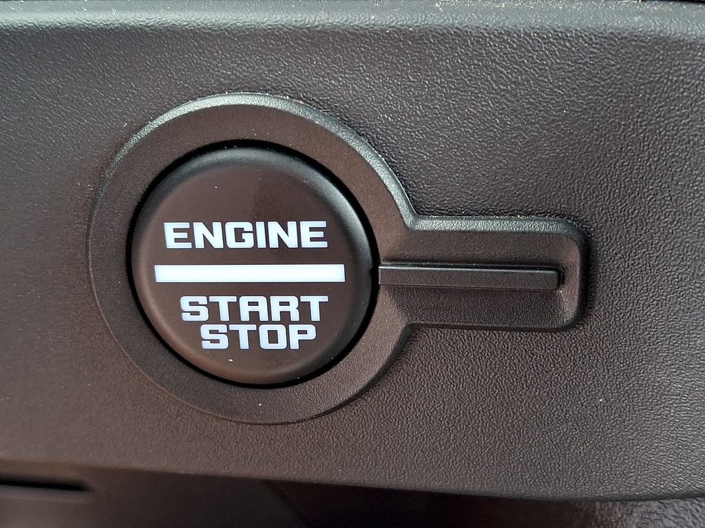 Used 2025 Ford Bronco Outer Banks AWD/4WD image 27