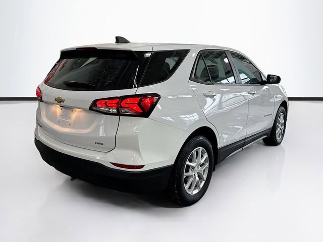 Used 2023 Chevrolet Equinox LS w/ Driver Confidence II Package image 6