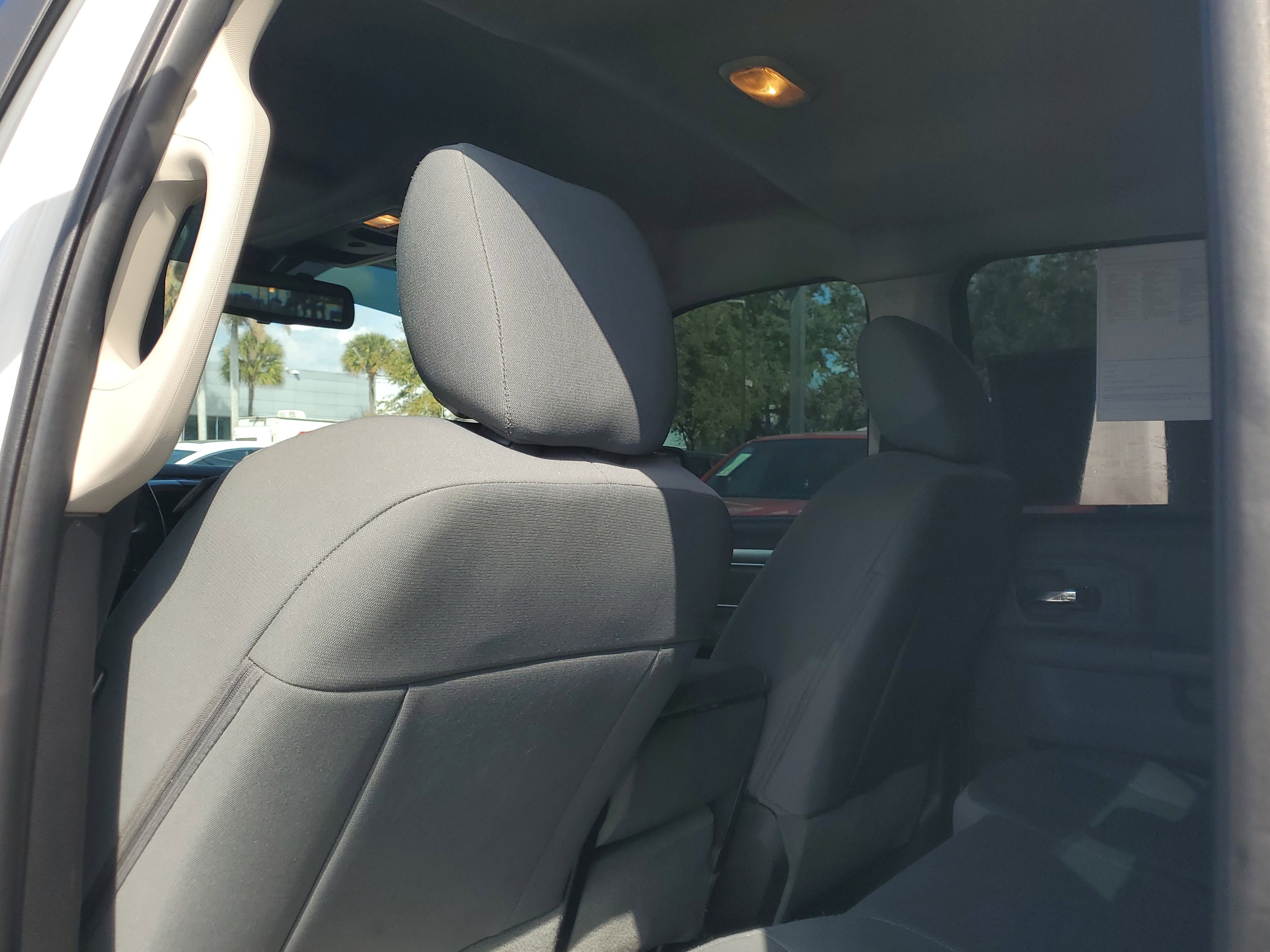 Used 2016 RAM 1500 Classic SLT image 11