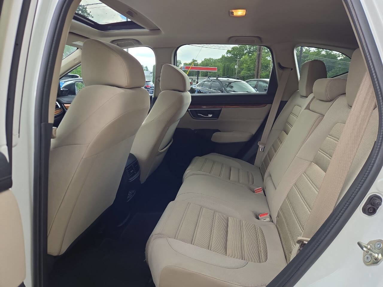 Used 2017 Honda CR-V EX image 16