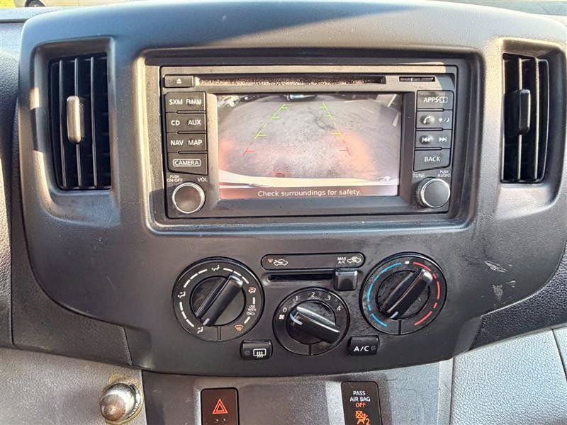 Used 2015 Nissan NV200 SV w/ Technology Package FWD image 18