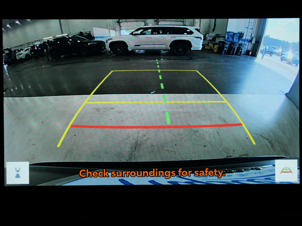 Used 2024 Toyota RAV4 XLE FWD image 18